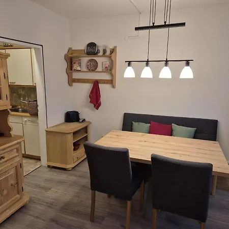 Falkenberg-wohnung-218 아파트 *